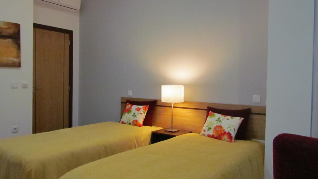 Solar Guesthouse Olival Da Vinha Castelo de Paiva Room photo